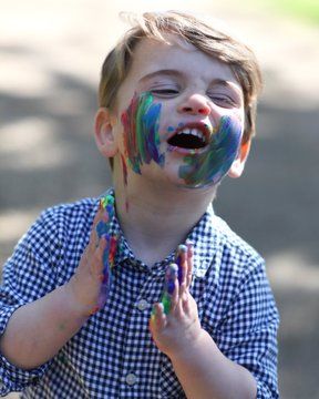 Prince Louis to Celebrate His Second Birthday_photo 5